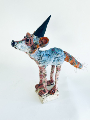 Claudia Kraml -Homie III- 2024 ceramics, glaze, underglaze colors, wire, Decals h 47 cm